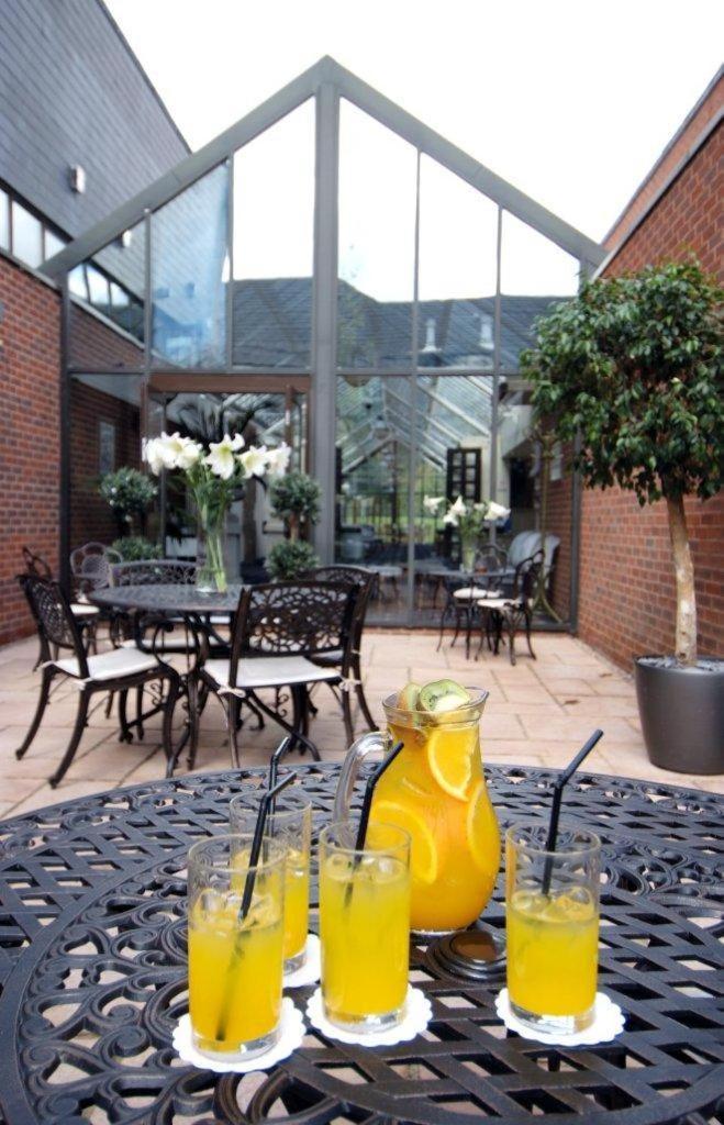 Hermitage Park Hotel Coalville Exterior photo